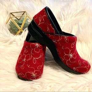 Dansko Professional Clogs Sz 41